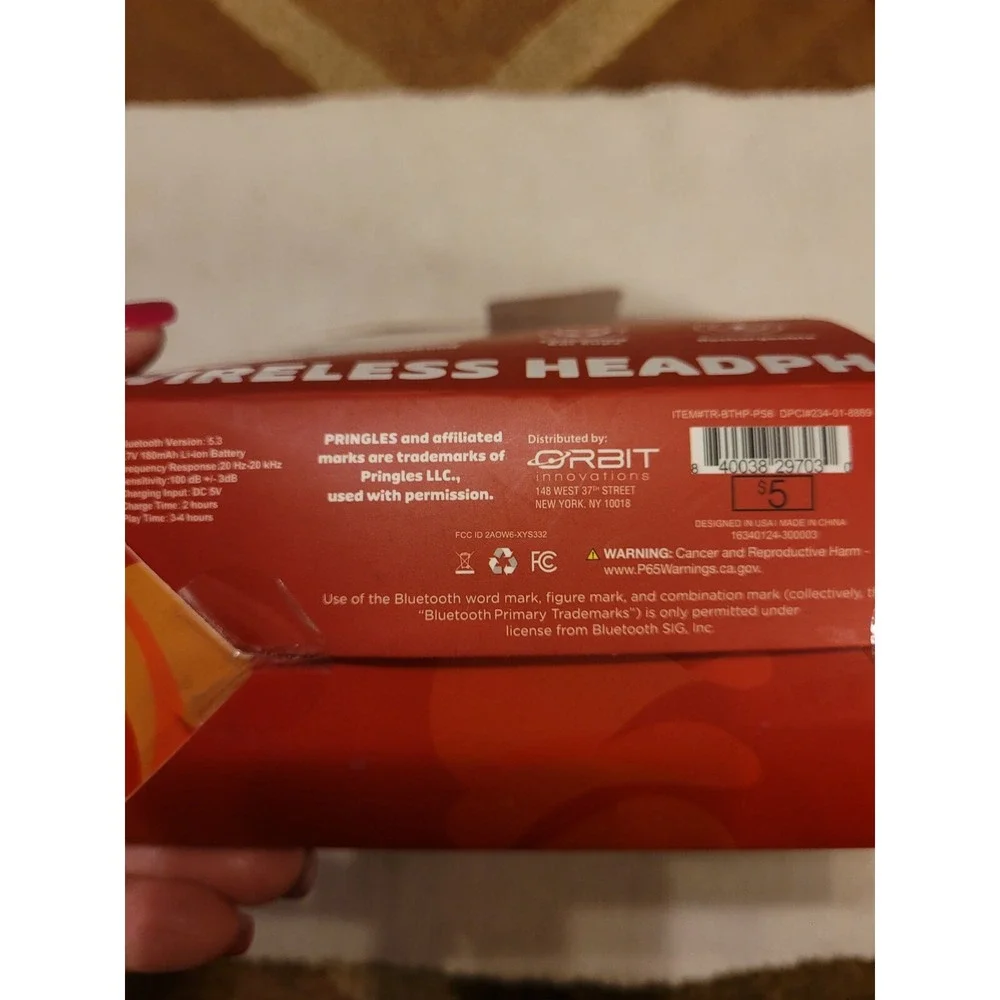 Pringles Wireless Bluetooth Headphones in Red